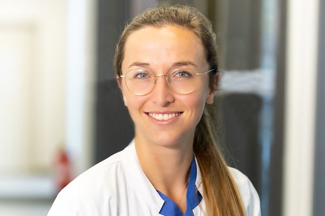 Dr. med. Julia Schiller