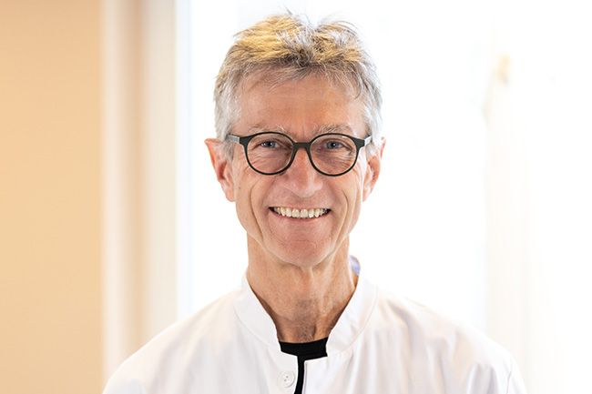 Dr. med.  Ralf  Hamann