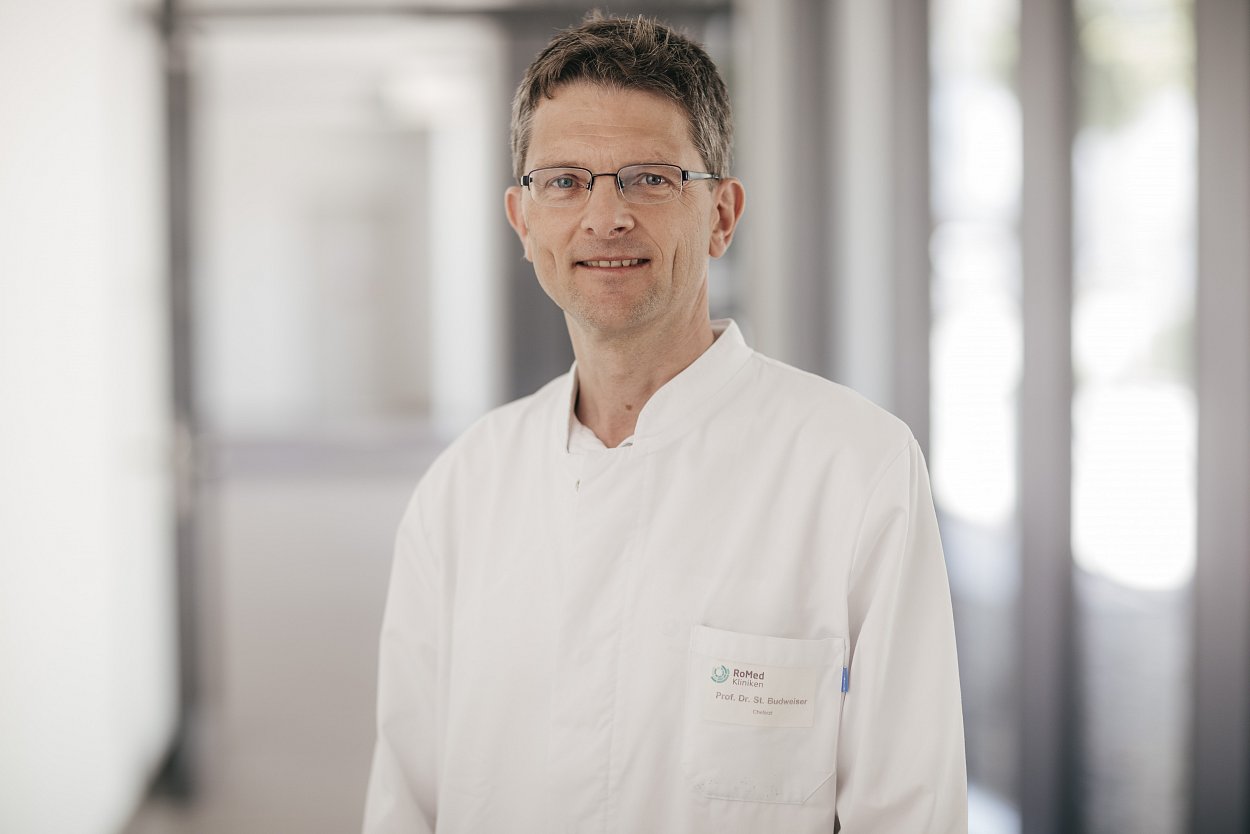 Chefarzt Prof. Dr. Stephan Budweiser