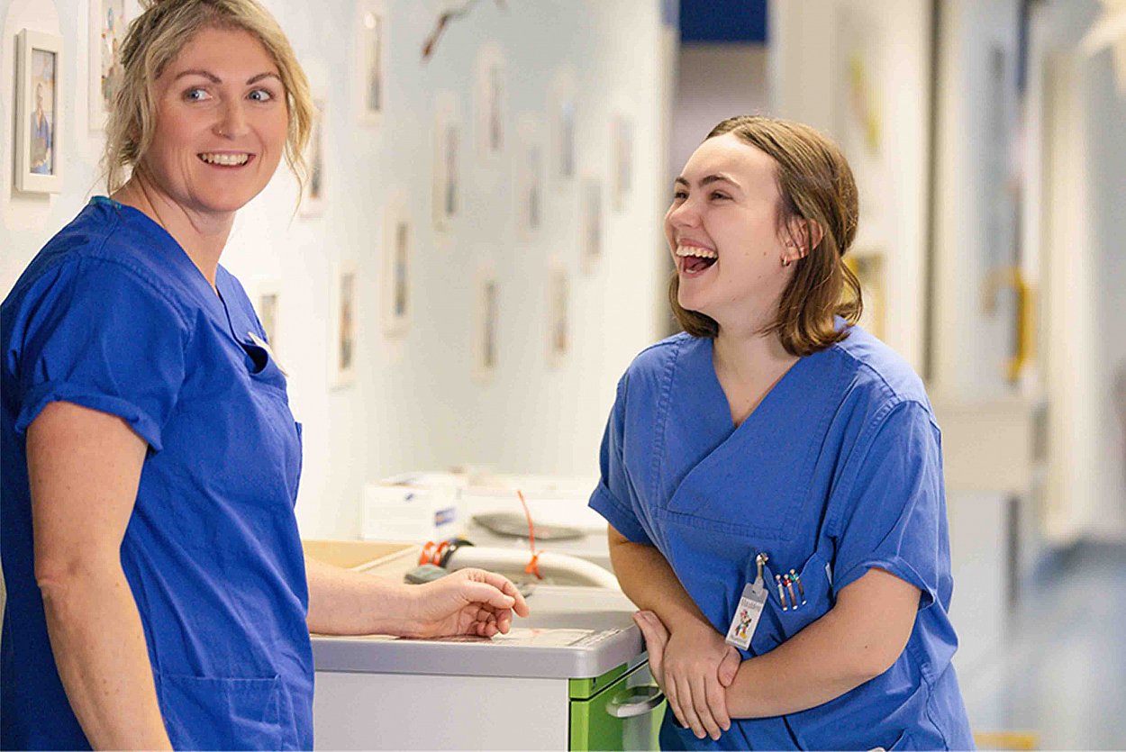 Pflege ist ein Beruf für das Leben! Foto: RoMed Kliniken Pflege ist ein Beruf für das Leben! Foto: RoMed Kliniken